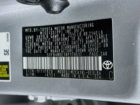 Used 2024 Toyota Corolla LE FWD image 12