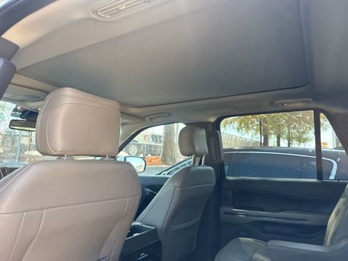 Used 2018 Ford Expedition Max Limited w/ Equipment Group 301A RWD image 6