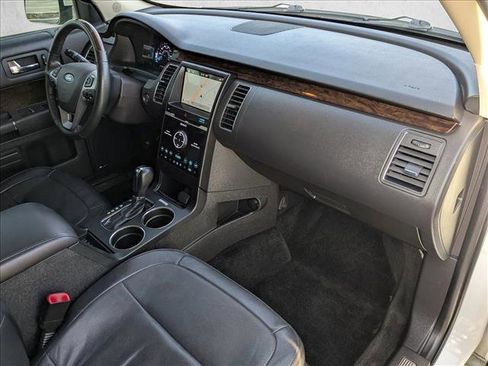 Used 2019 Ford Flex Limited image 22