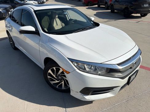 Used 2017 Honda Civic EX image 2
