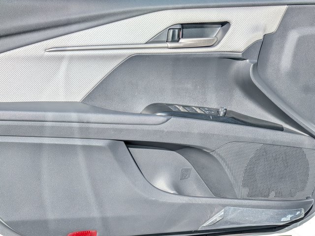 Used 2026 Toyota Camry SE FWD image 10