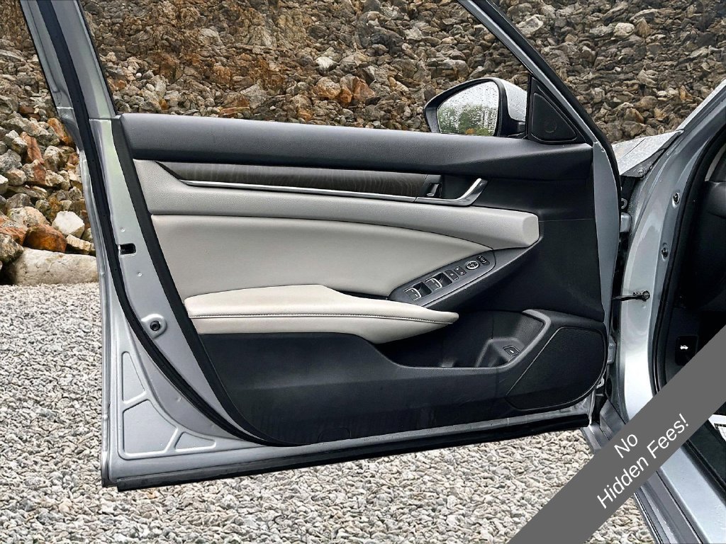 Used 2019 Honda Accord EX image 14