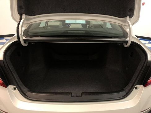 Used 2018 Honda Accord EX image 23