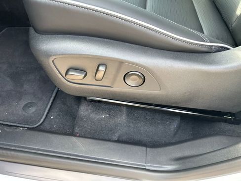 New 2026 Buick Enclave Sport Touring image 14