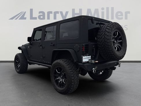 Used 2015 Jeep Wrangler Unlimited Sport w/ Quick Order Package 24S AWD/4WD image 3