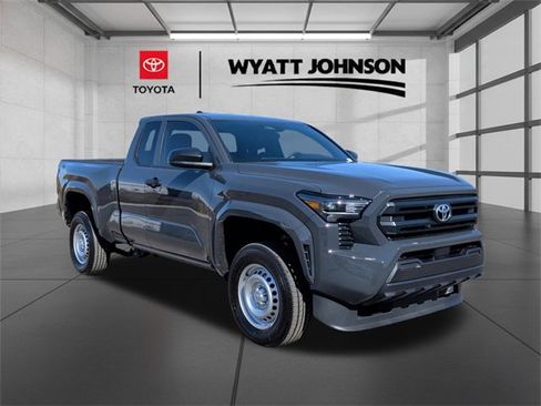 Certified 2025 Toyota Tacoma SR image 5