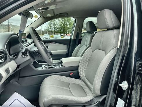 Used 2023 Honda Pilot LX image 15