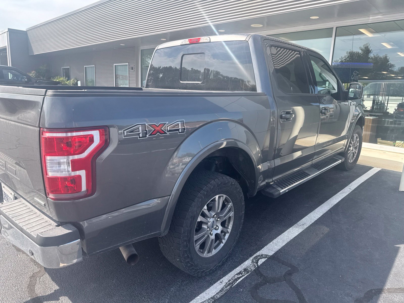Used 2019 Ford F150 Lariat w/ Trailer Tow Package AWD/4WD image 9