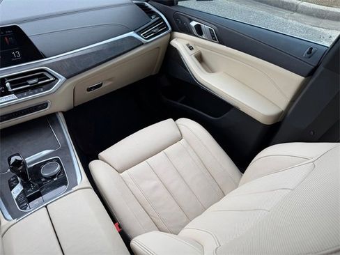 Used 2022 BMW X5 sDrive40i w/ Luxury Seating Package image 24