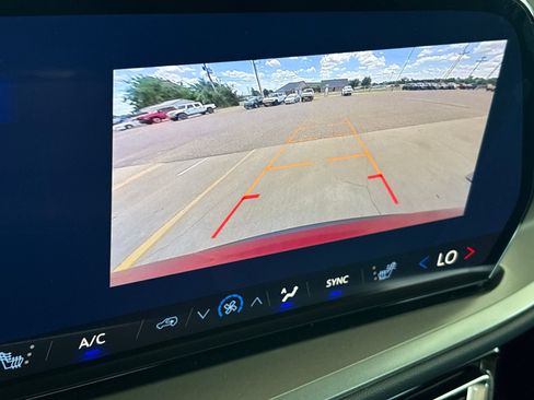 New 2026 Chevrolet Traverse LT w/ Midnight/Sport Edition FWD image 26