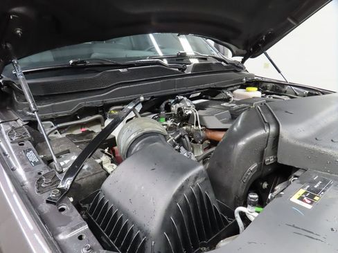 Used 2024 RAM 2500 Big Horn AWD/4WD image 30