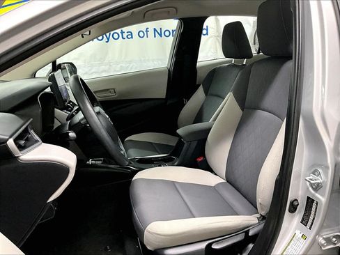 Used 2023 Toyota Corolla LE FWD image 10