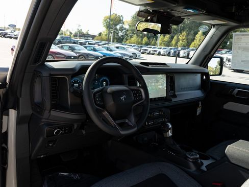 New 2025 Ford Bronco 2-Door w/ Sasquatch Package AWD/4WD image 13