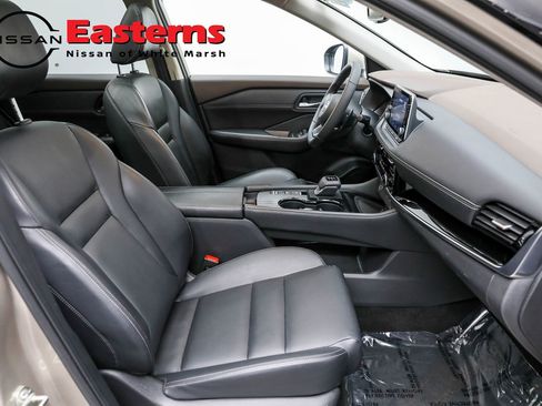 Used 2022 Nissan Rogue SL image 23