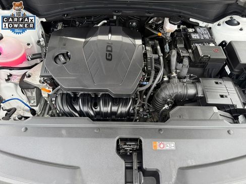 Certified 2025 Kia Sportage LX AWD/4WD image 23