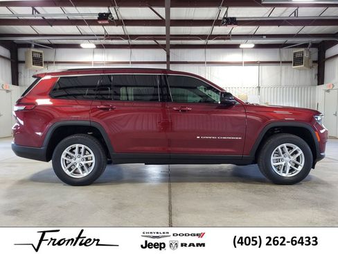 New 2025 Jeep Grand Cherokee L Laredo w/ Luxury Tech Group I image 6