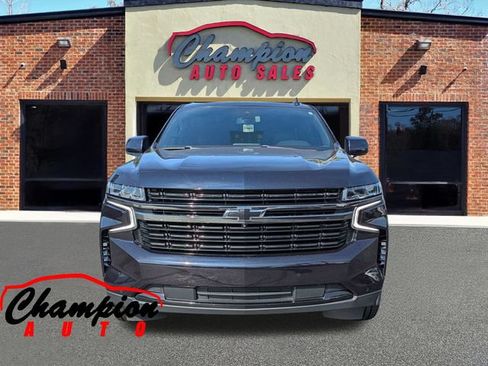 Used 2022 Chevrolet Tahoe RST w/ Luxury Package RWD image 10