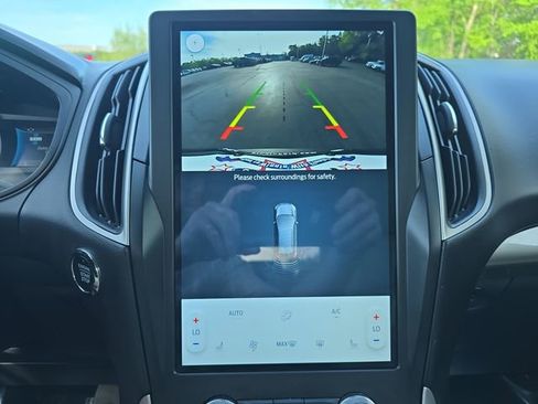 Certified 2024 Ford Edge SEL AWD/4WD image 19