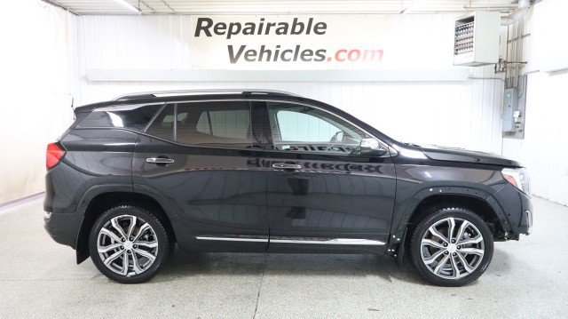 Used 2018 GMC Terrain Denali w/ Advanced Safety Package AWD/4WD image 4