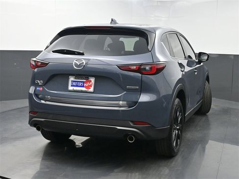Used 2022 MAZDA CX-5 Carbon Edition image 41