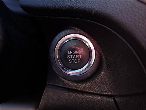 Used 2019 Subaru Ascent Premium AWD/4WD image 21