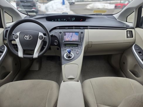 Used 2010 Toyota Prius Three image 10