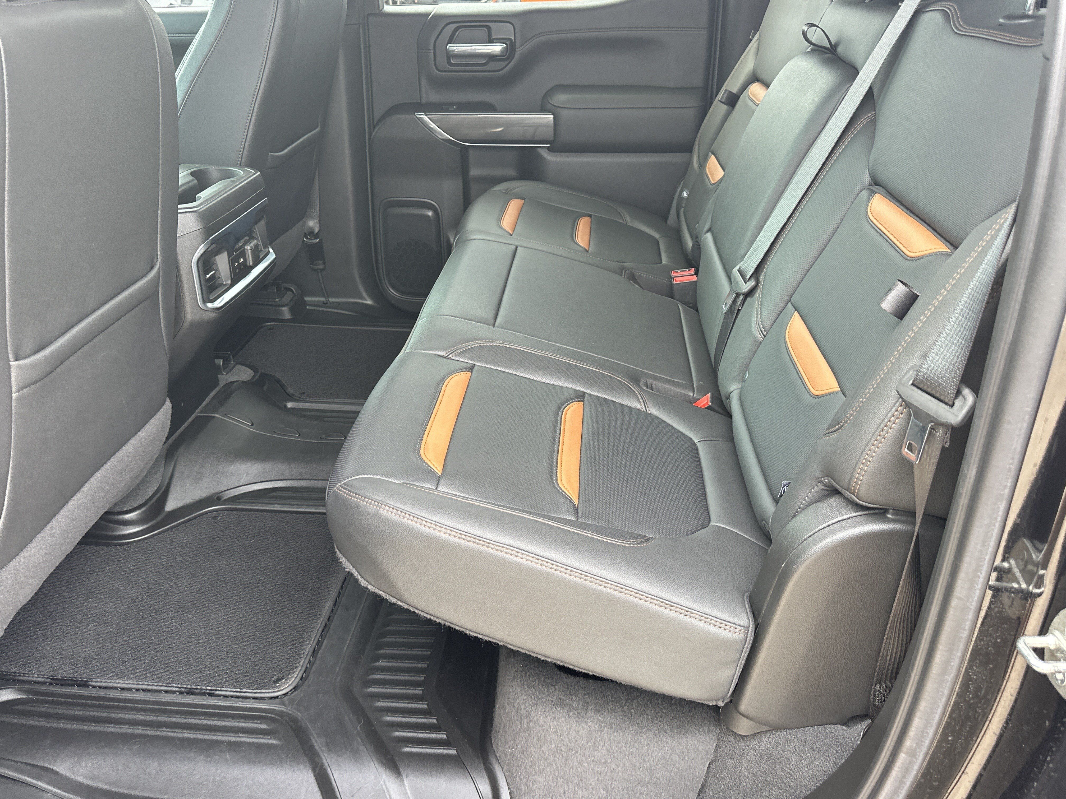 Certified 2022 GMC Sierra 1500 AT4 w/ AT4 Premium Package AWD/4WD image 21