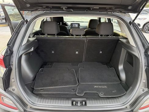 Used 2018 Hyundai Kona SE image 13