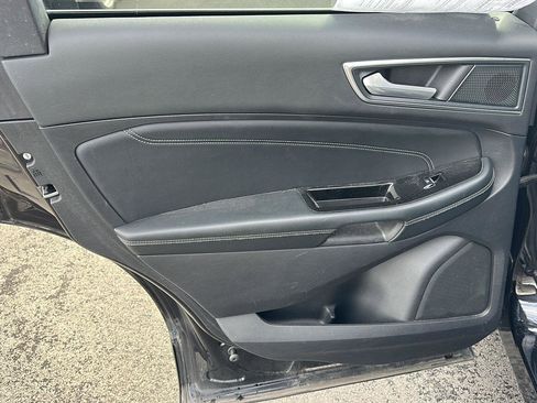 Used 2019 Ford Edge Titanium w/ Equipment Group 301A image 24