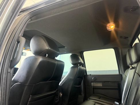 Used 2016 Ford F250 Lariat w/ Lariat Ultimate Package image 43