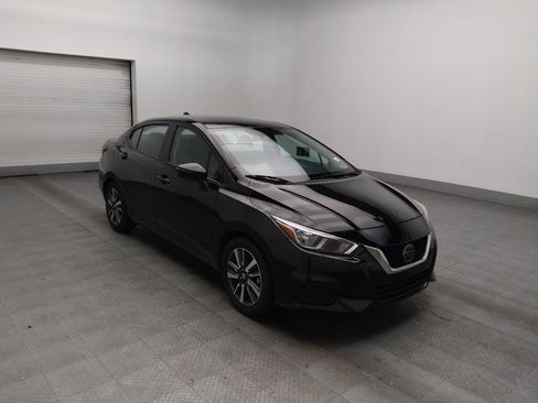 Used 2021 Nissan Versa SV FWD image 13
