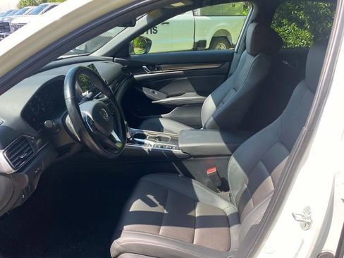 Used 2022 Honda Accord Sport image 11