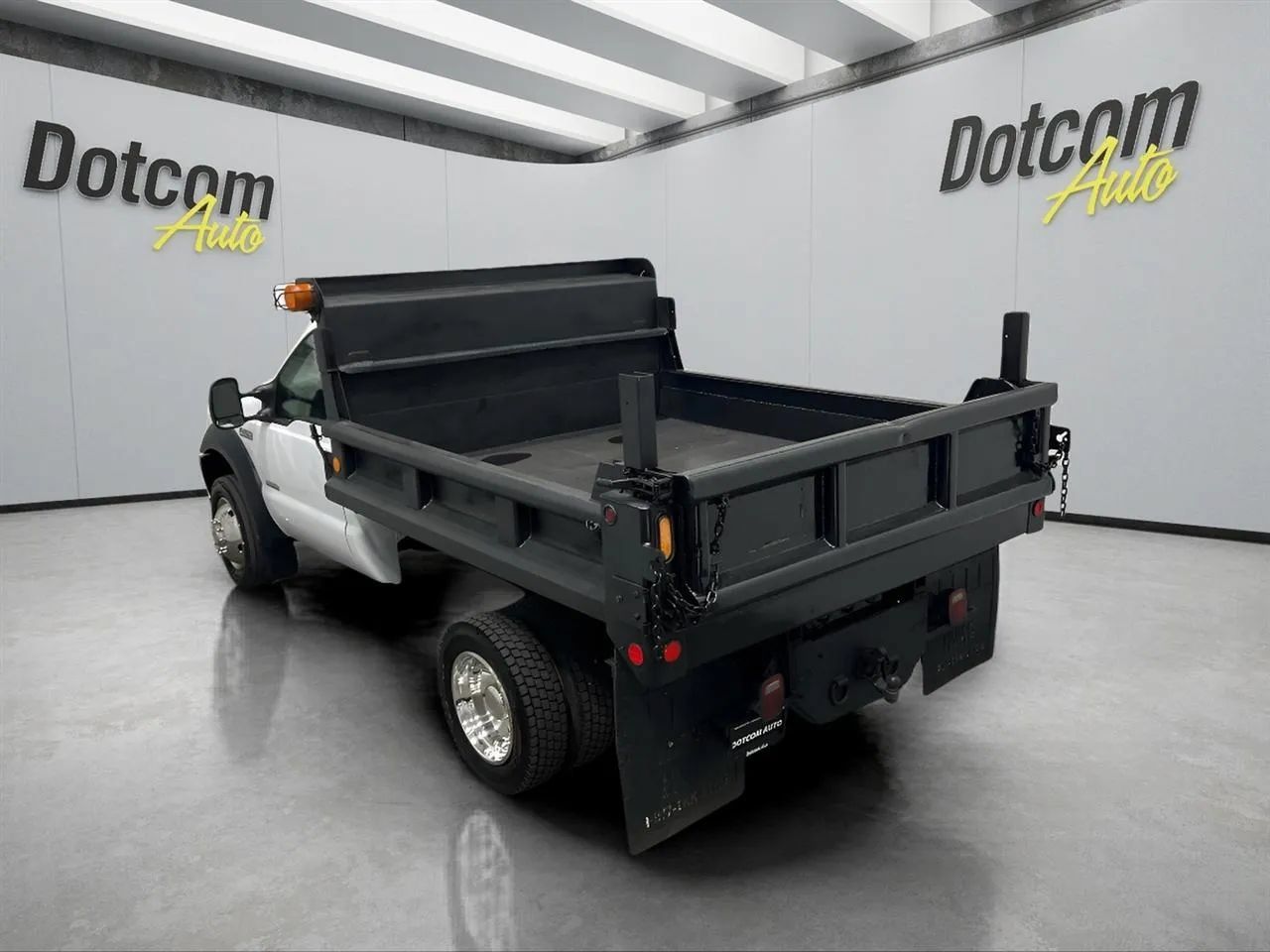 Used 2007 Ford F450 2WD Regular Cab Super Duty image 6