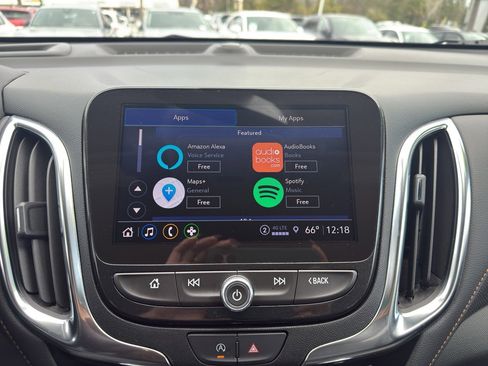 Used 2022 Chevrolet Equinox Premier FWD image 21