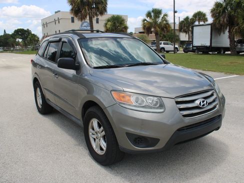 Used 2012 Hyundai Santa Fe GLS FWD image 35