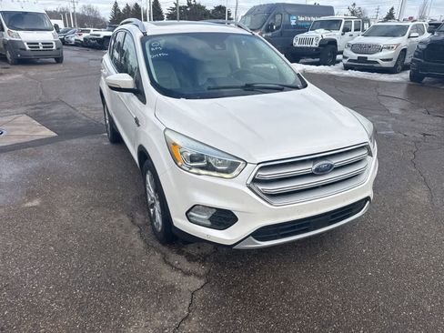 Used 2018 Ford Escape Titanium w/ Ford Safe & Smart Package image 5
