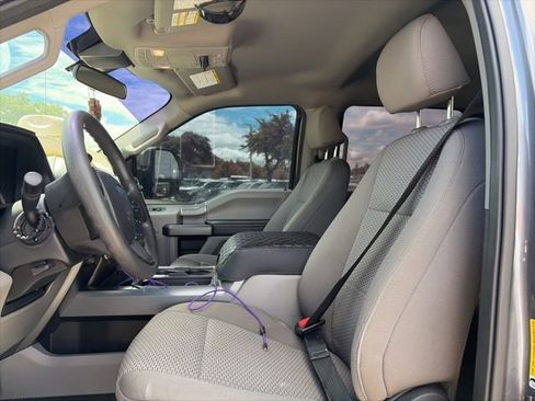 Used 2021 Ford F250 XLT w/ XLT Premium Package AWD/4WD image 12
