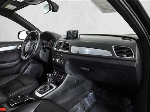 Used 2018 Audi Q3 2.0T Premium image 23