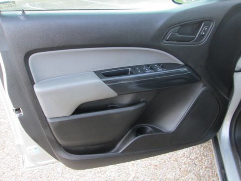 Used 2017 GMC Canyon 2WD Crew Cab w/ Convenience Package image 20