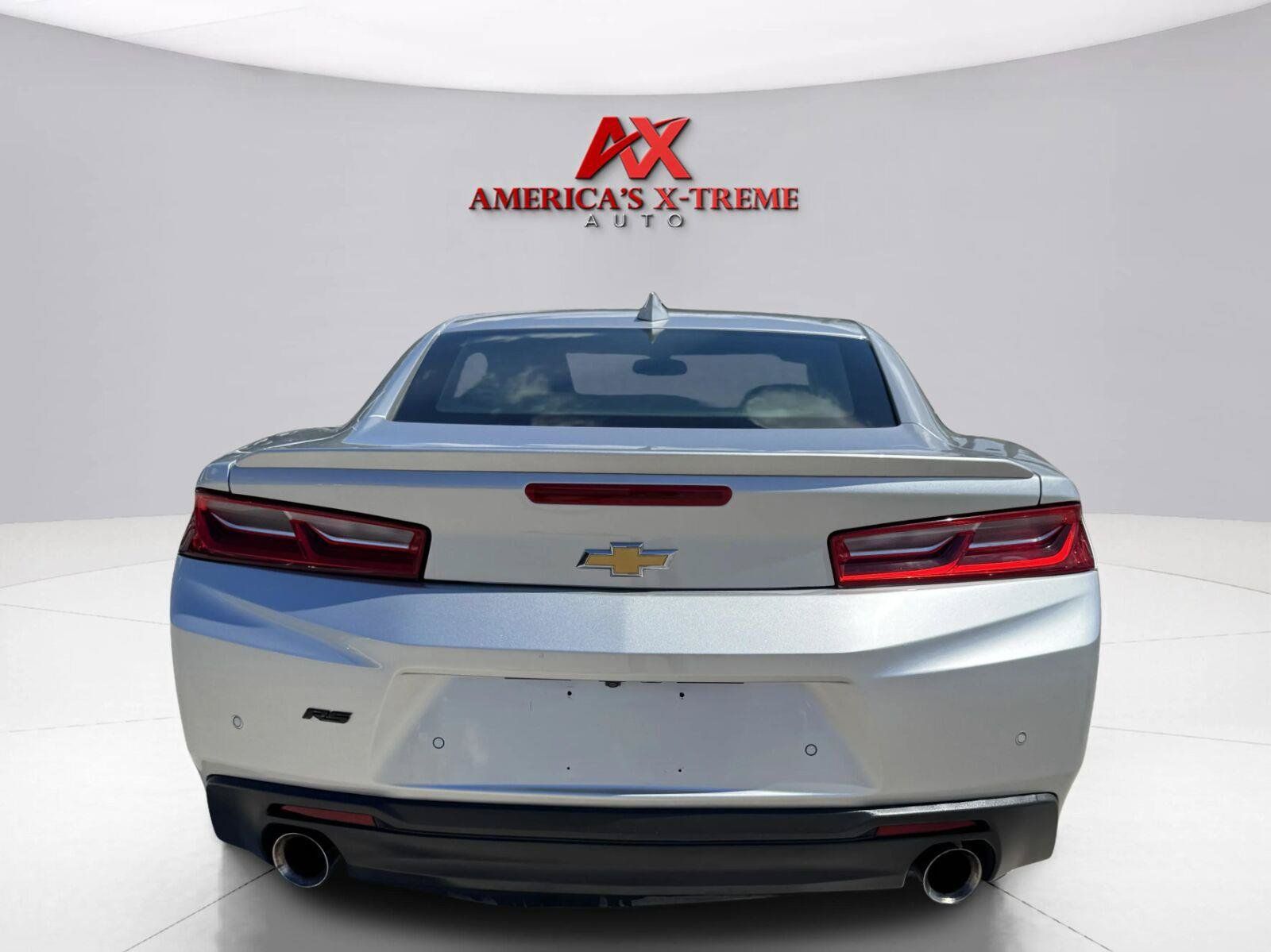 Used 2016 Chevrolet Camaro LT RWD image 5