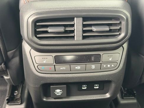 New 2026 Honda Pilot TrailSport image 23