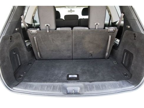 Used 2020 Nissan Pathfinder S FWD image 26