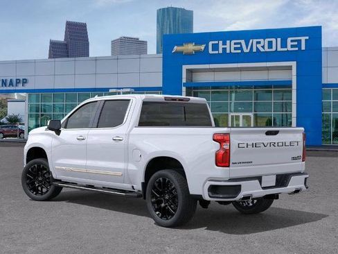 New 2026 Chevrolet Silverado 1500 High Country w/ Technology Package AWD/4WD image 3