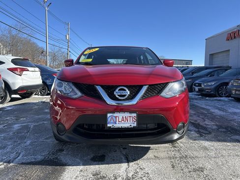 Used 2017 Nissan Rogue Sport S w/ S Appearance Package image 2