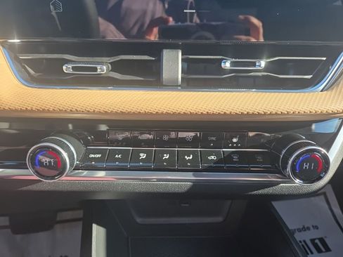 New 2026 Chevrolet Equinox ACTIV w/ LPO, Floor Liner Package image 16