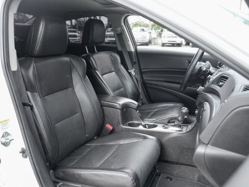 Used 2013 Acura ILX w/ Premium Package image 36