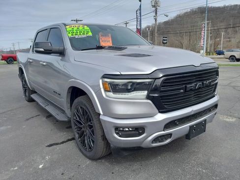 Used 2022 RAM 1500 Laramie AWD/4WD image 3