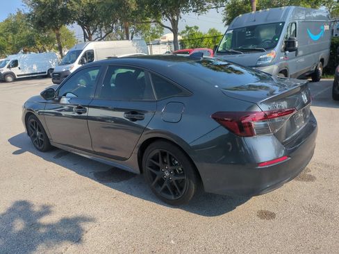Used 2025 Honda Civic Sport image 8
