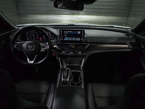 Used 2020 Honda Accord Sport image 11