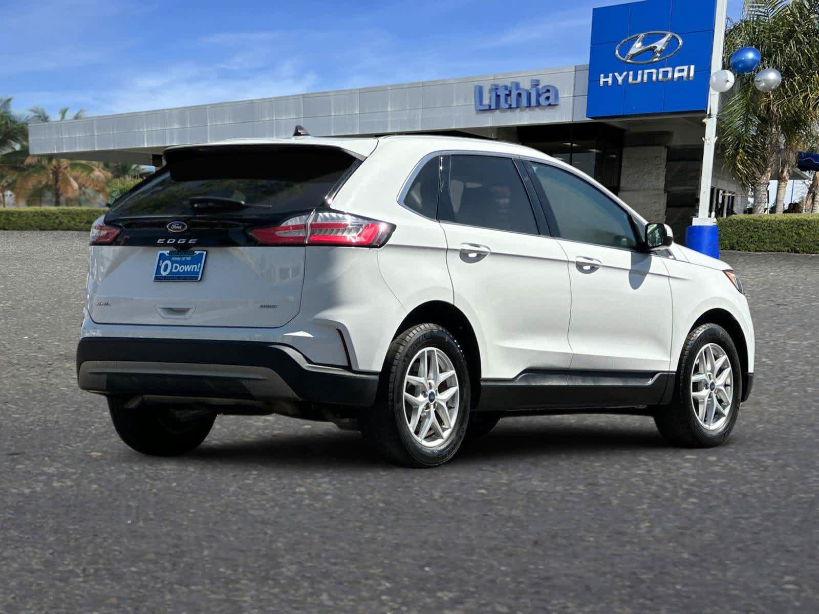 Used 2022 Ford Edge SEL w/ Convenience Package AWD/4WD image 3